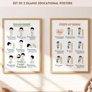 Może przedstawiać: Dwa oprawione plakaty edukacyjne islamu. Jeden plakat zatytułowany "Przewodnik po Salah" ilustruje kroki modlitwy. Drugi plakat, "Kroki Wudu", pokazuje proces rytualnego oczyszczania. Oba plakaty zawierają ilustracje i tekst w języku angielskim.