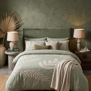 Copripiumino trapuntato verde salvia, biancheria da letto con ricami botanici, set copripiumino in cotone testurizzato, arredamento camera da letto boho neutro
