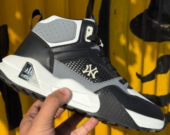 Herrskor i urban stil – svarta, vita och grå