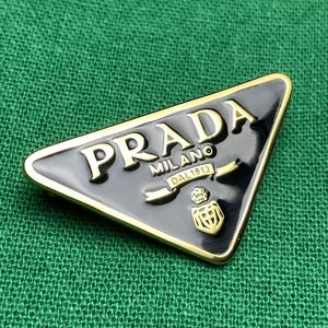 prada ブローチ Prada Brooch - Etsy