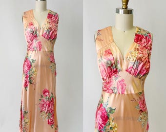 ★DOLCE & GABBANA★ローズプリント シースドレス サテン Dolce & Gabbana ローズプリント ドレス | ホワイト | FARFETCH JP