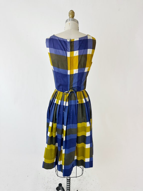 1950s Cotton Plaid Day Dress - image 3