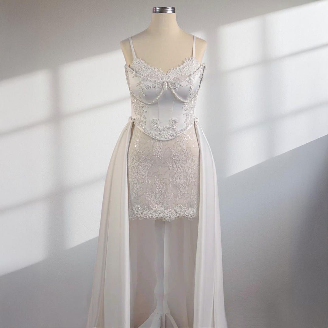 Corset Wedding Dress Set With Detachable Overskirt, Basque Waist ...