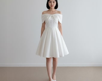 dress pendek simple elegant Short Satin Dress Simple Puffy Knee Length Wedding Dress Strapless Midi Dress Wedding Reception Dress Short Dress with Corset 2nd Day Dress