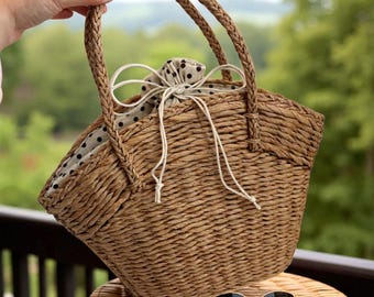 Natural Woven Straw Tote Bag, Handmade Summer Beach Handbag, Boho Rattan Purse with Polka Dot Lining, Vintage-Style Market Shoulder Bag