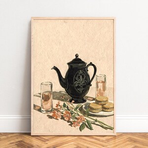 Stillebenposter, akvarell vintage-tekanna, macarons och blommor, tryck med beige pappersstruktur, mjukt varm väggkonst, lugn inredning