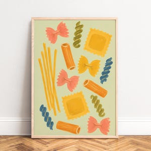 Pode incluir: Uma impressão emoldurada com uma variedade de formas de massa. A imagem inclui farfalle, rigatoni, fusilli e ravioli, em tons de laranja, rosa, amarelo e azul, sobre um fundo verde claro. A obra de arte é apresentada numa moldura de madeira.
