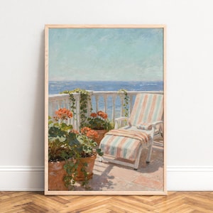 Poster di una terrazza con una sedia a sdraio a righe, vasi di terracotta e gerani, toni pastello del mare, arte murale con scena estiva mediterranea