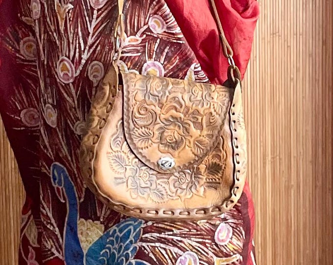 VTG 60s Mexican Hand Tooled Leather Bag - Rare Rose Embossed Bohemian Artisan Shoulder Bag