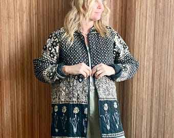 VTG Indian Block-Print Quilted Jacket - Black & Cream Floral Boho Quilt Coat