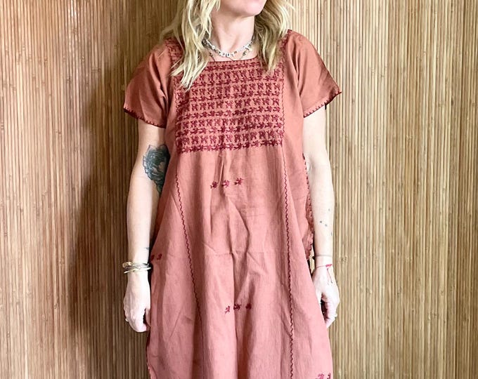 VTG  Oaxacan Hand Embroidered Huipil Dress - Naturally Dyed Mexican Cotton Kaftan
