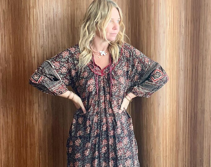 Vintage Indian Cotton Gauze Kurta — Floral Block Print Boho Tunic