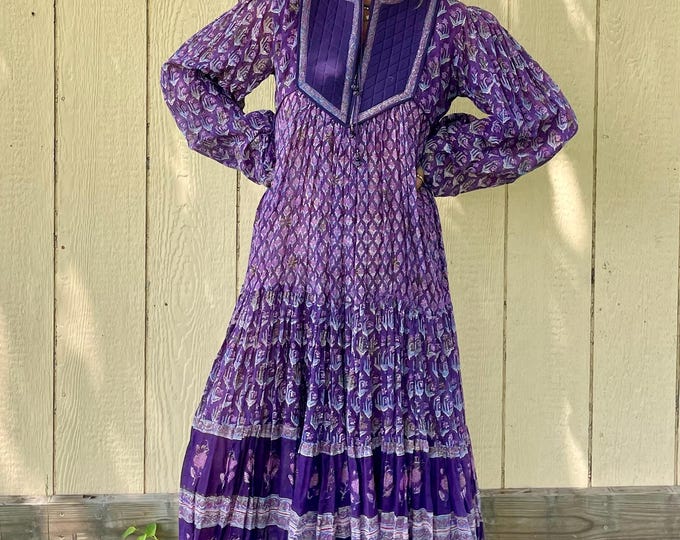 Vintage  Starina Block Print  Cotton Dress , Crochet Cotton Dress, Starina Dress , Boho Midi Dress