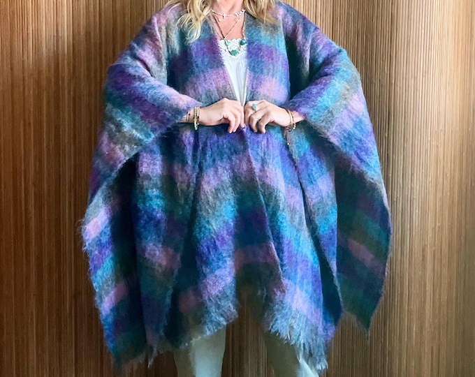 VTG Italian Super Soft Mohair Poncho - Luxurious Plaid Bohemian Wrap