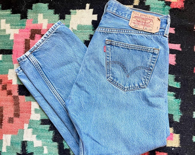 Vintage Levi's 501 Faded  Jeans 90s - Distressed Straight Leg Blue Denim  36
