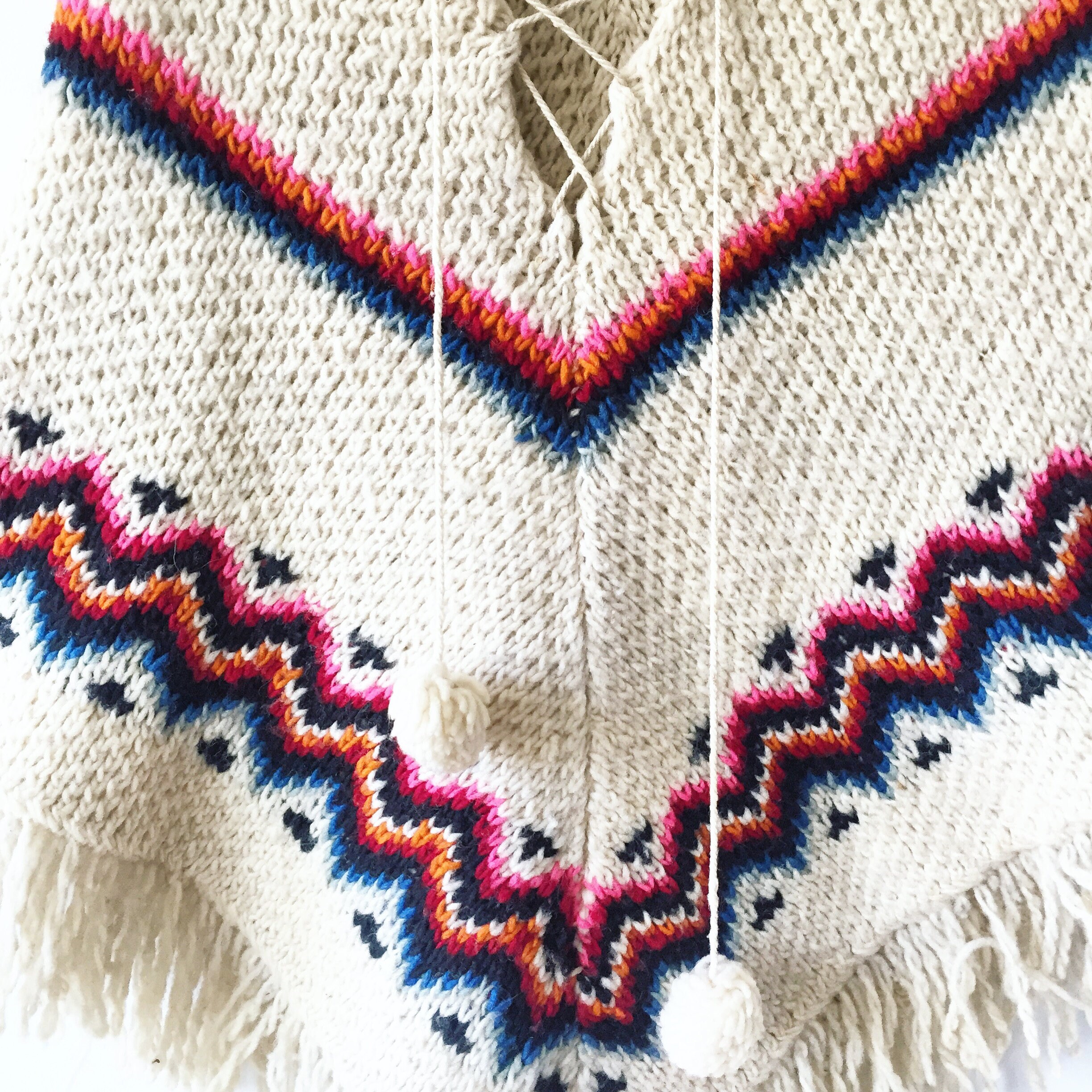 Vintage 70s Mexican Wool Poncho , Chunky Knit Poncho , BOHO Festival Cape