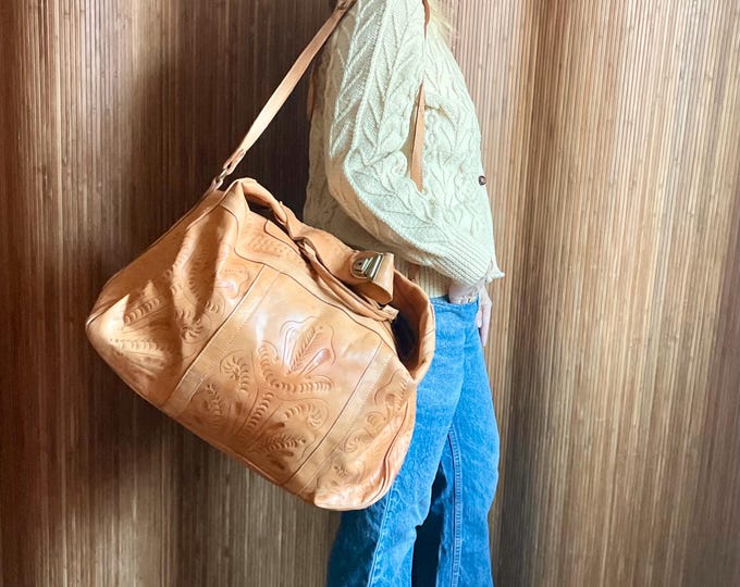 Vintage Hand Tooled Mexican Leather Duffel Bag – Tan Weekender  Floral Western Carry On