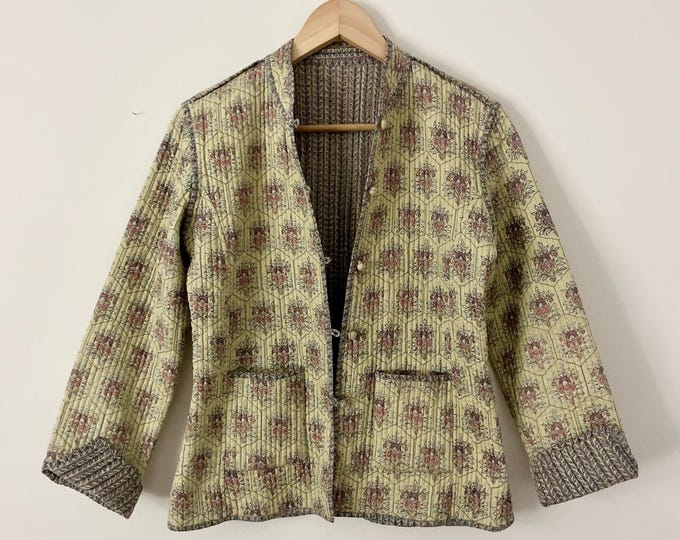 Vintage  Indian Quilted Jacket , Indian Padded Jacket , India Gauze Jacket , Indian Block Print Jacket , Floral Jacket