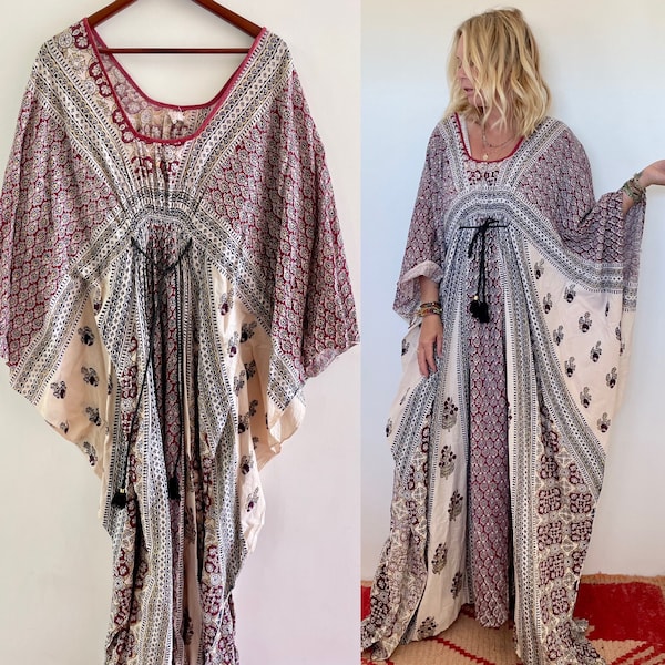 Vintage 70s  Block Print Caftan  , Block Print Kaftan , Vintage Cotton Maxi Kaftan , Batwing Indian Kaftan , Resort Wear