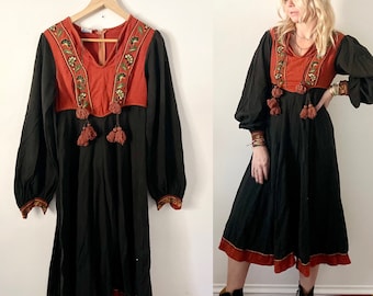 Vintage Embroidered Indian Cotton Dress , Hand Embroidered Folk Midid Dress , Bohemian Dress , Hand Stitched Cotton Midi Dress , Tasseled