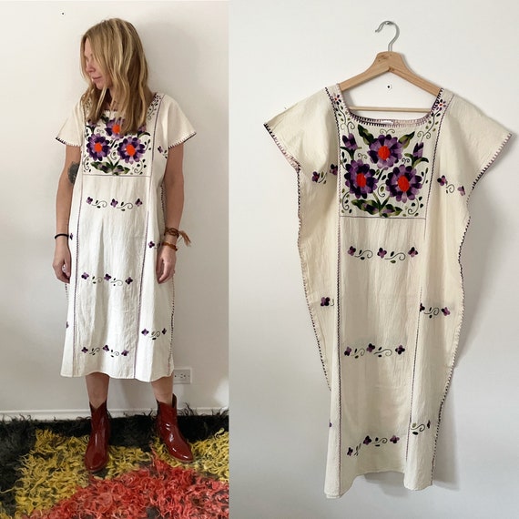 Vintage Hand Embroidered Mexican Huipil Dress, Flo