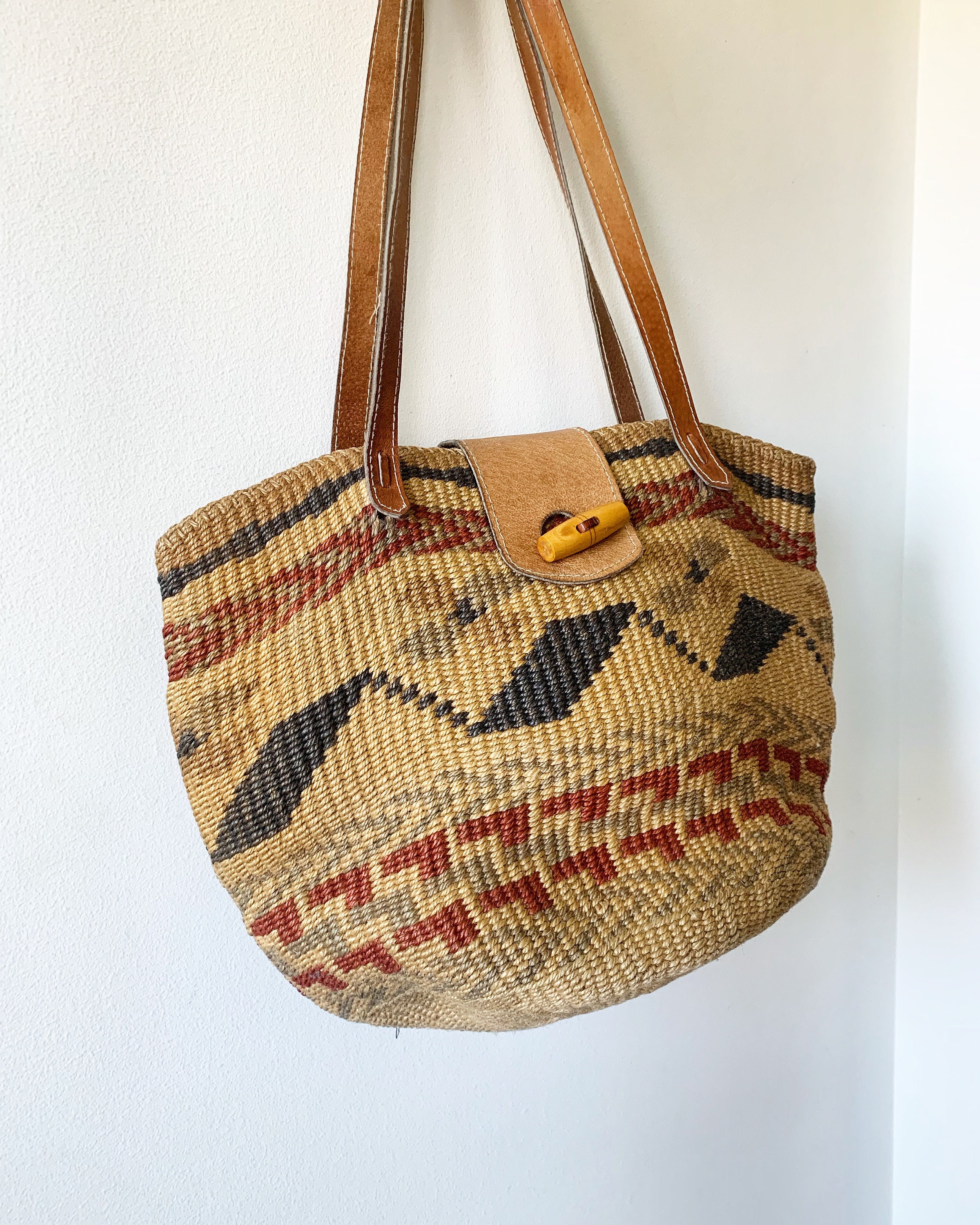 Vintage Oversize Sisal Market Tote, Beach Bag , Southwestern Bag