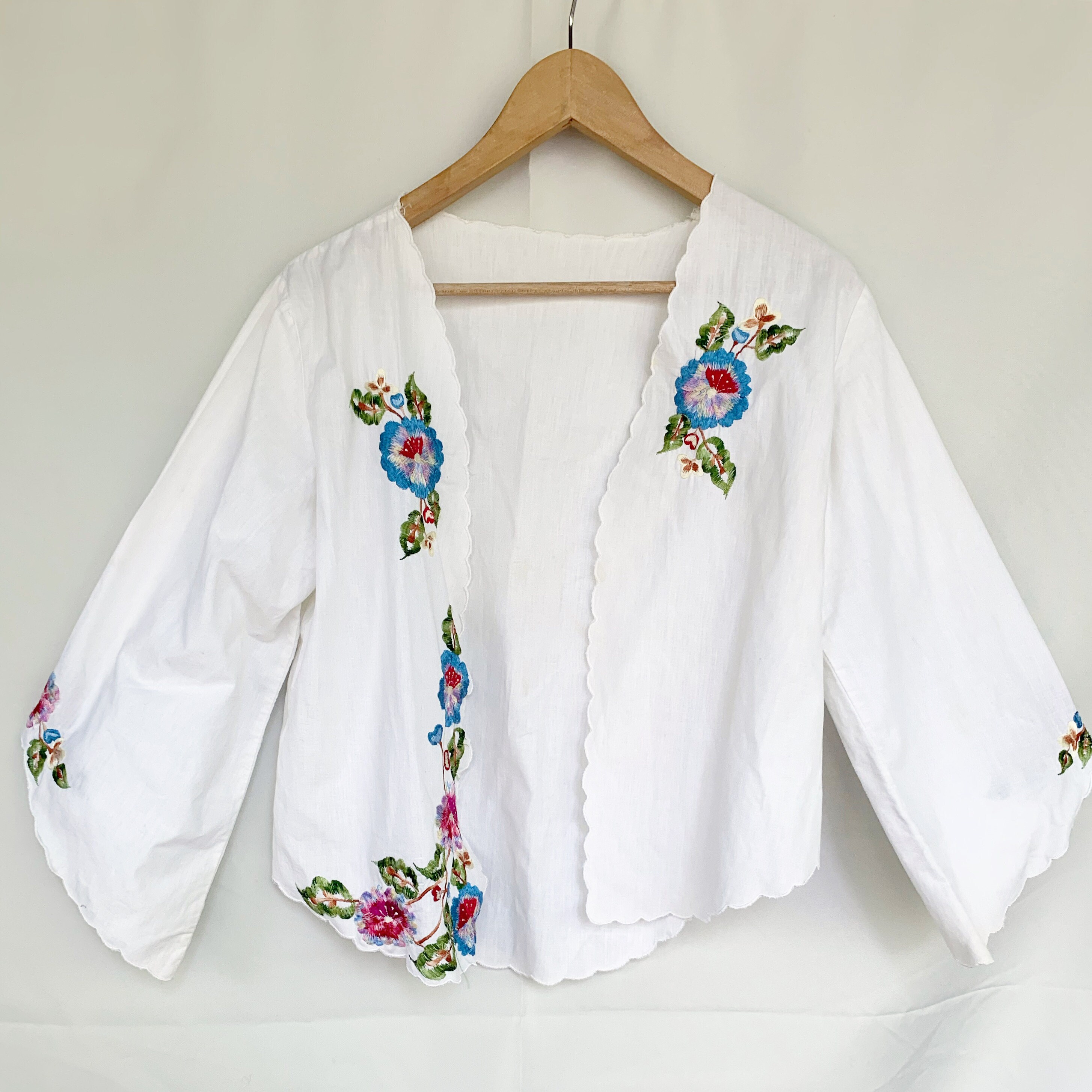 Vintage White Embroidered Jacket , Scallop Edge Layering Jacket , French Over shirt , BOHO Jacket