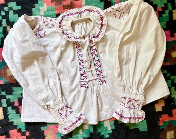 Antique Romanian Embroidered Laced Linen Blouse- Handmade BOHO Folk Peasant Shirt