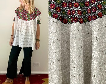 Vintage Hand Embroidered Huipil Top , Aguacatan Embroidered , Huipil Blouse , Ethnic Embroidered Top , Guatemala Lace Huipil , Embroidered