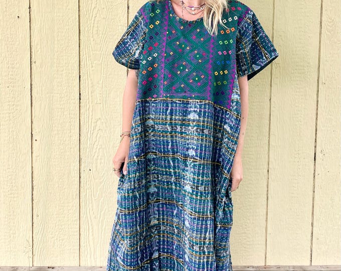 Vintage Guatemalan Hand Loomed Kaftan , Embroidered Huipil Dress , Ethnic Bohemian Kaftan , Hand Embroidered Maxi Kaftan , Guatemalan Kaftan