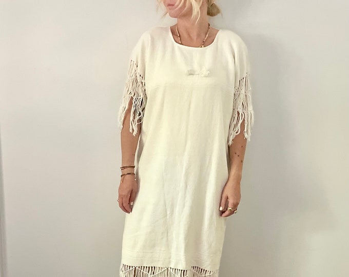 Vintage Oaxacan Hand Loomed Macramé Kaftan , Embroidered Mexican Caftan, Mexican Dress , Fringed Resort Kaftan , Resort Wear , Beach Cover