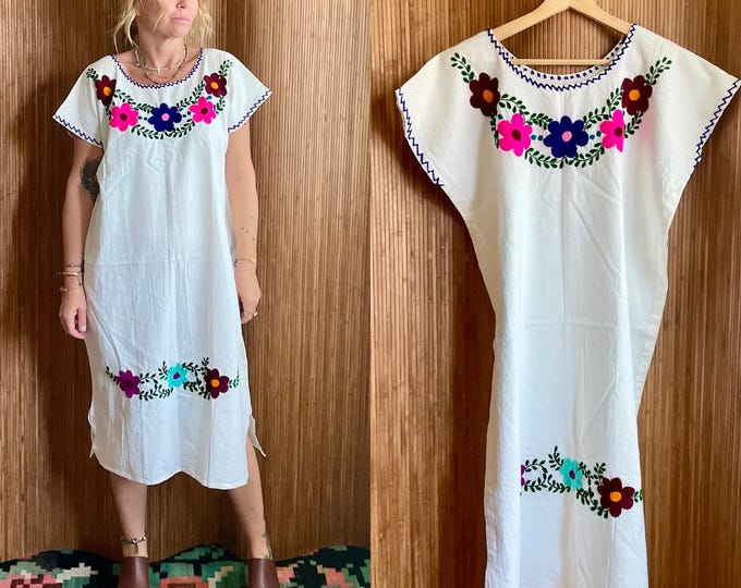 Vintage Mexican Hand-Embroidered Kaftan — White Cotton Floral  Folk  BOHO Dress