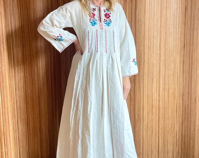 Vintage Ethnic Folk Embroidered Maxi Dress , Bohemian Cotton Floral Kaftan