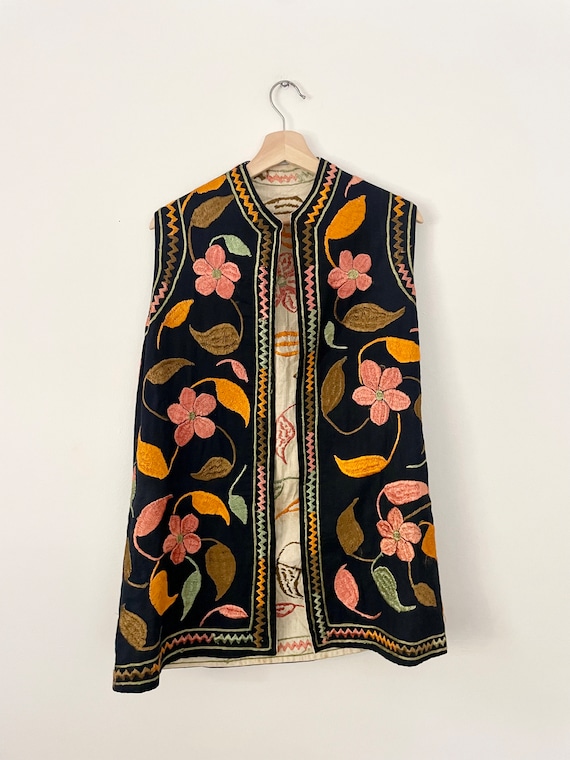 Vintage Heavily Embroidered Ethnic Vest, Afghan E… - image 2