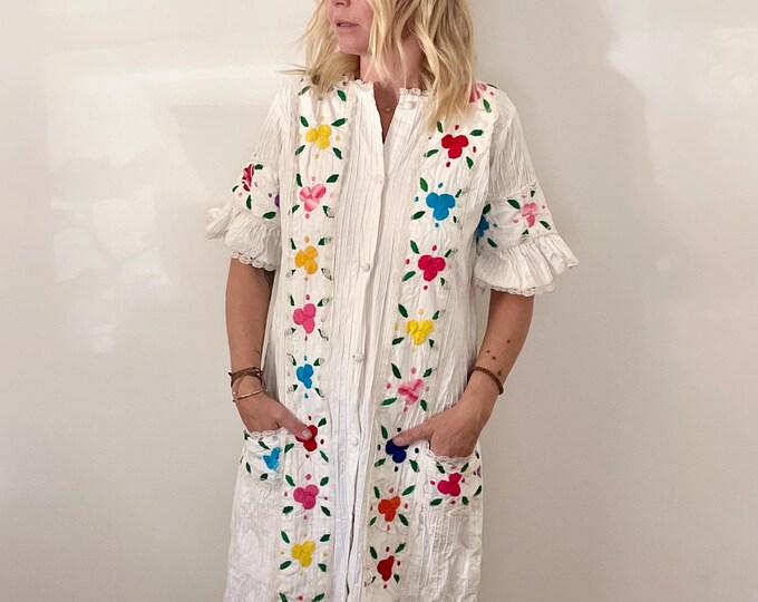 Vintage Lace Trim Hand Embroidered  Mexican Cotton Dress ,  Natural Cotton Maxi Kaftan , Mexican Duster