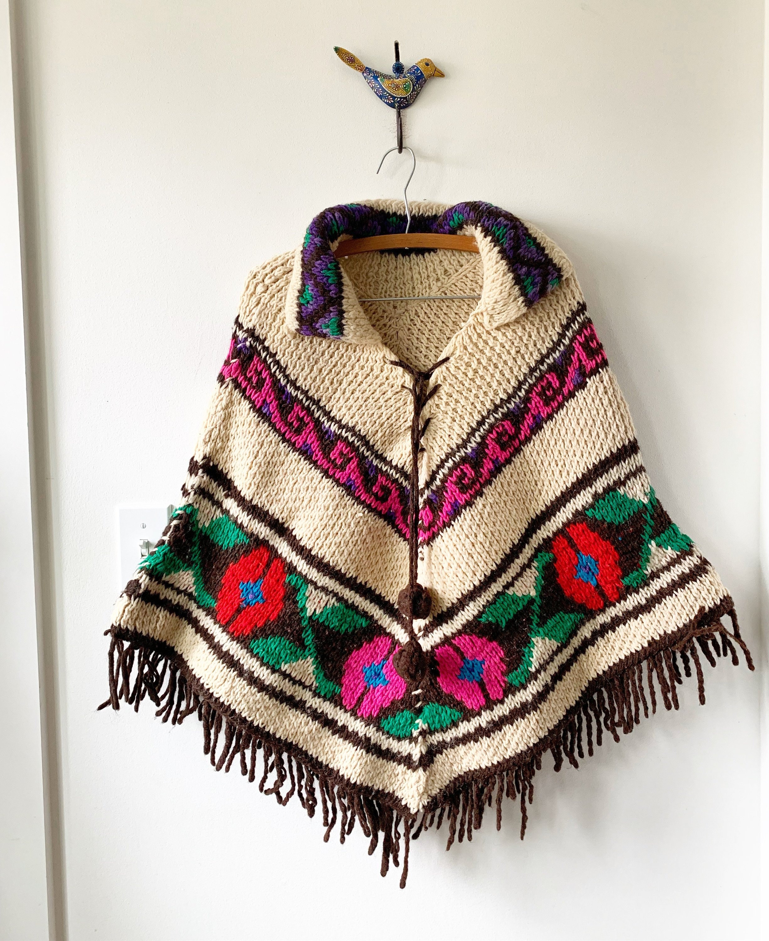 Vintage 70s Mexican Wool Poncho , Chunky Knit Poncho , BOHO Festival Cape