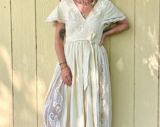 Vintage 60s Mexican Hand Crochet Embroidered Lace Dress , Hand Embroidered Laced Dress , Mexican Maxi Dress , Hand Embroidered Mexican Dress