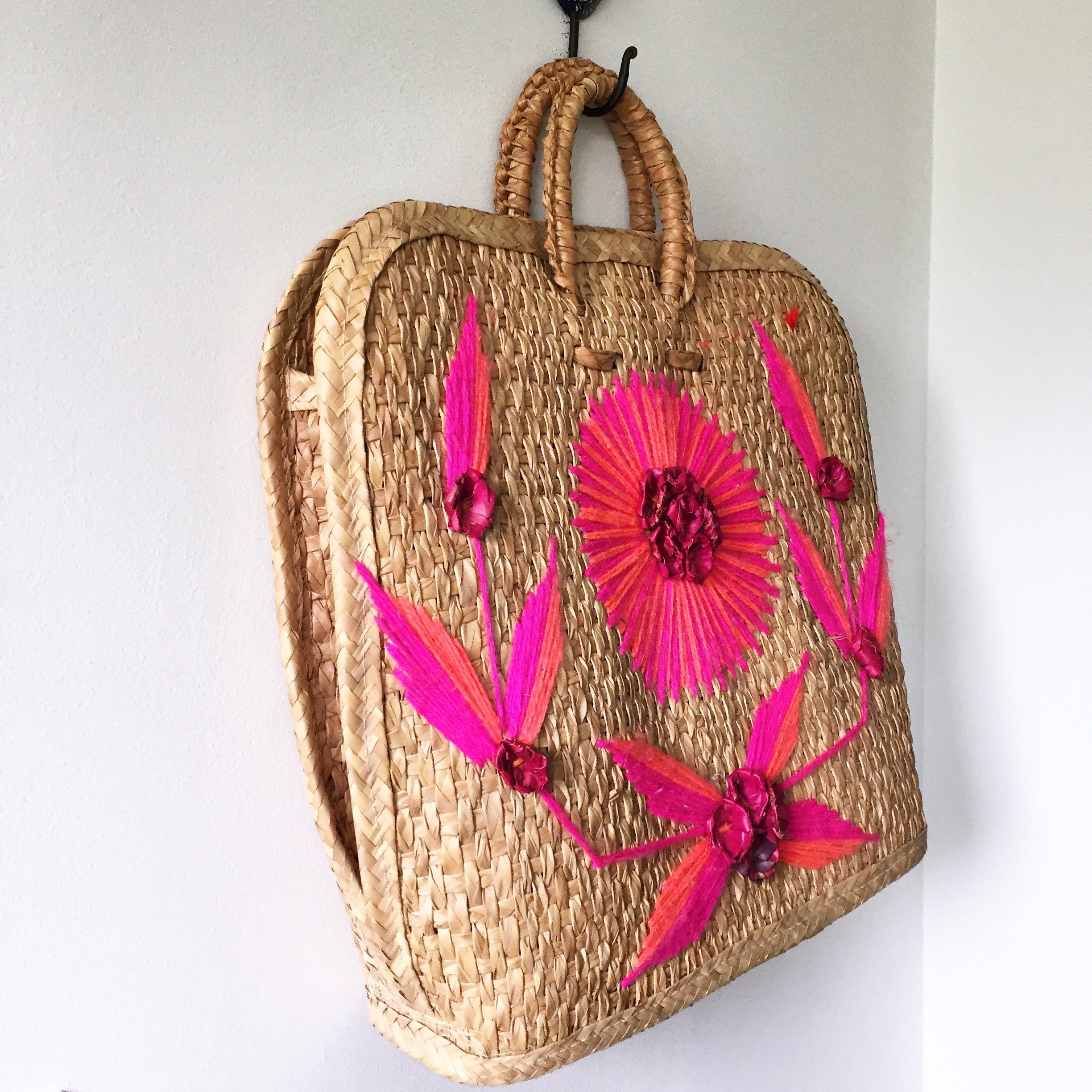 Vintage Mexican Straw Beach Bag , Straw Summer Bag , Market Bag