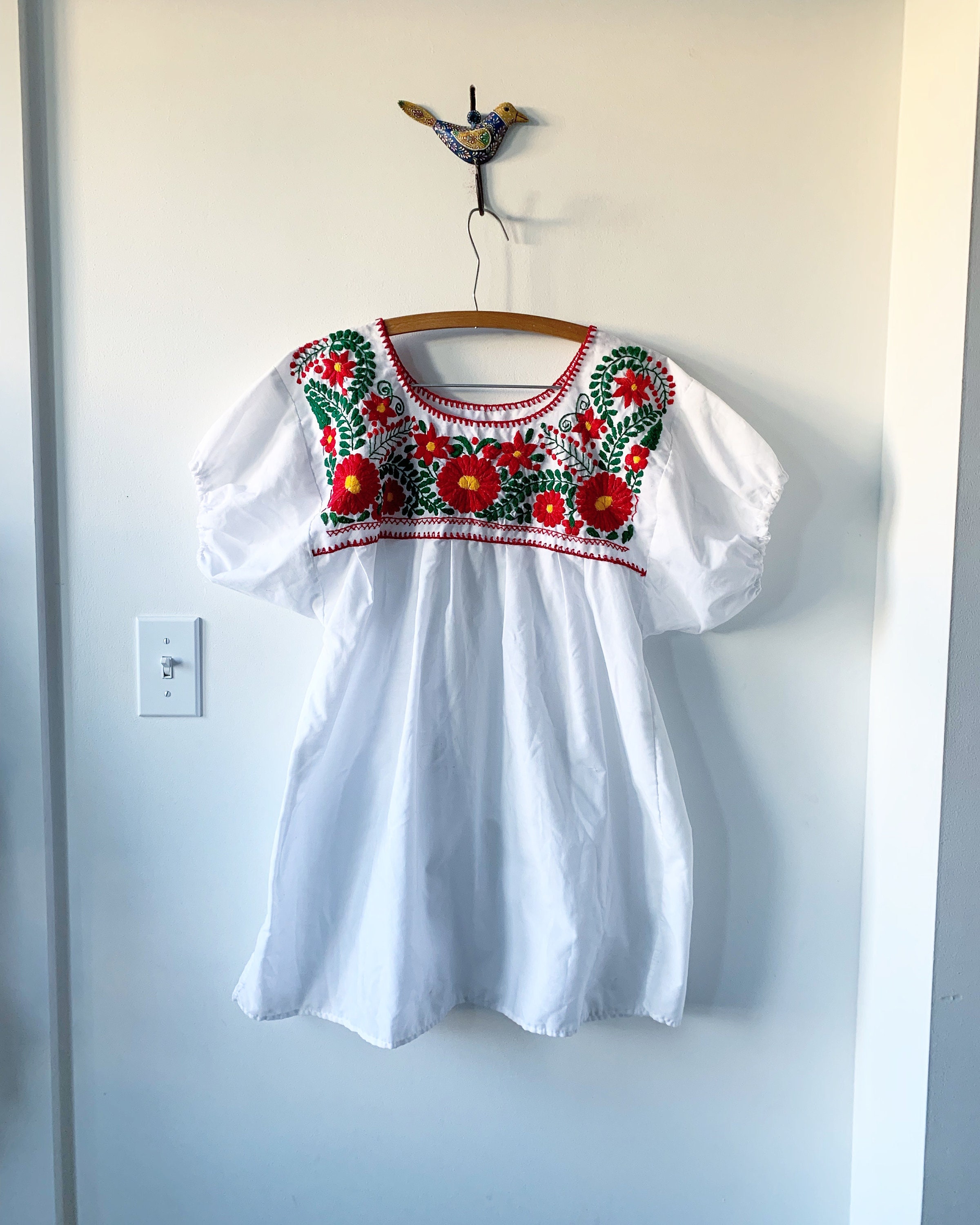 Vintage Hand Embroidered Mexican Blouse , Mexican Tunic Top , Ethnic