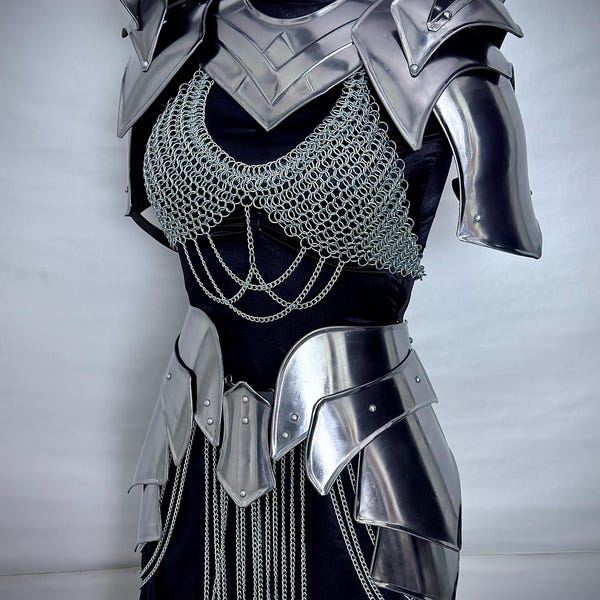Medieval Knight Women’s Armor Set, Chainmail Armor LARP, Cosplay, Reenactment,
