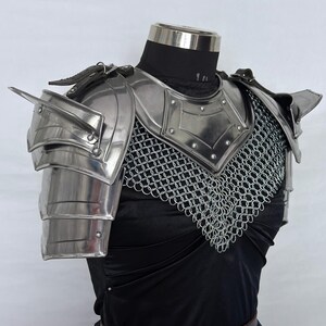 Medieval armor,
LARP armor,
fantasy armor,
Knight armor,
Cosplay armor,
Gift item,
Renaissance Armor,
Chainmail Armor,
Birthday gift,
Gorget and pauldron,
Halloween Armor,
Leg and bracer,
Reenactment Armor,
