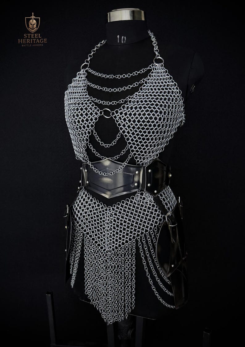 Medieval armor,
Birthdaygift,
LARP armor,
Halloween,
fantasy armor,
Knight armor,
Cosplay armor,
Gift item,
Renaissance Armor,
Steel armor,
Chainmail armor,
Festival outfit,
Female armor,