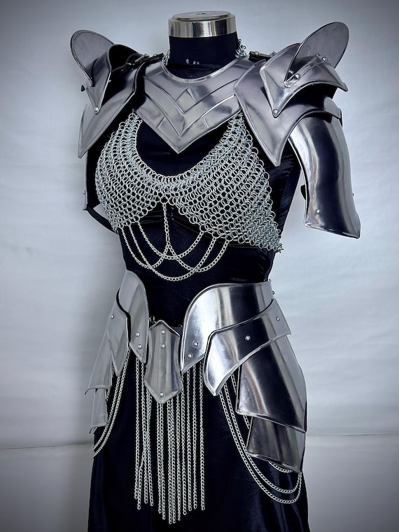 Medieval Knight Women’s Armor Set, Chainmail Armor LARP, Cosplay, Reenactment,