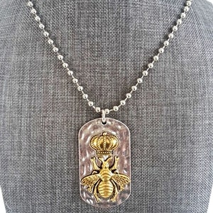 Queen Bee Silver Necklace