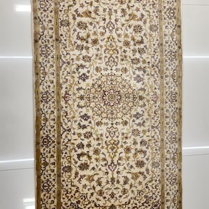 Hand-Knotted Wool & Silk Rug: 2.6x4.8 ft Persian Carpet