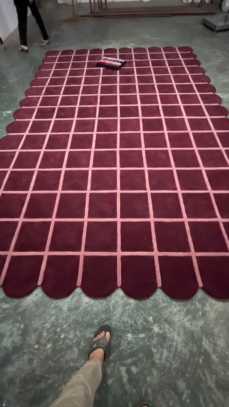 Bugundy Check Rug Scalloped Edge Rug, Burgundy Checkered Rug, Modern Grid Area Rug ...