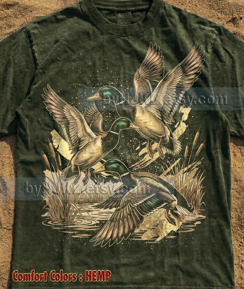 Mallard Ducks, Waterfowl Hunting, Retro Wildlife, Vintage Nature, Flying Birds, Marshland, Golden Sparkles, Outdoorsman, Drake, Wetland Art imagen 2