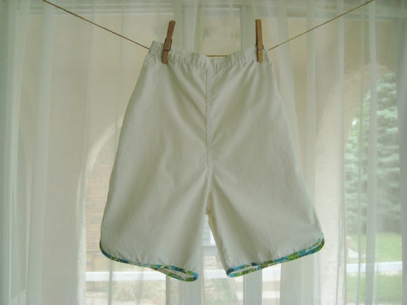 girls white bermuda shorts