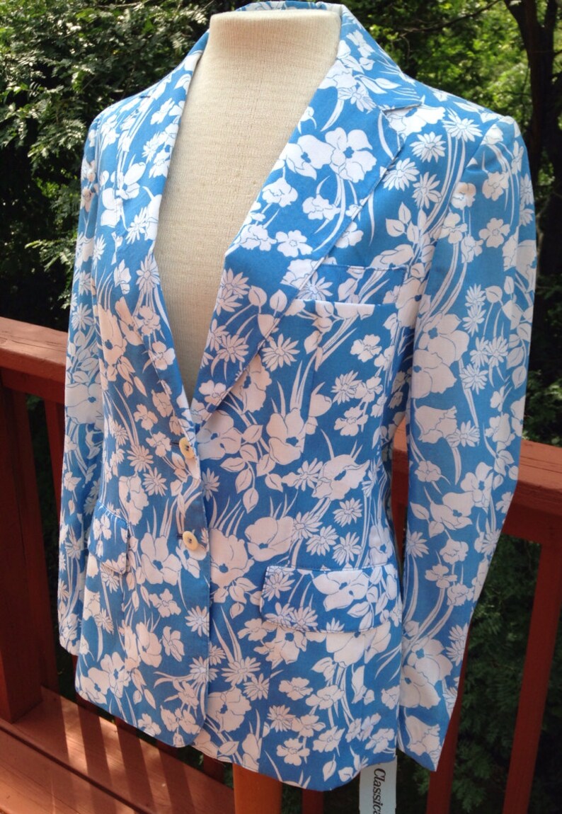 NOS blue and white floral blazer. Spring or summer suit coat. | Etsy