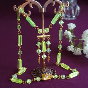 Collana in vetro di uranio, stile Art Déco, vaselina, vetro giallo ceco, perline vintage, collana con ciondolo, gioielli da donna fatti a mano, regalo per le donne